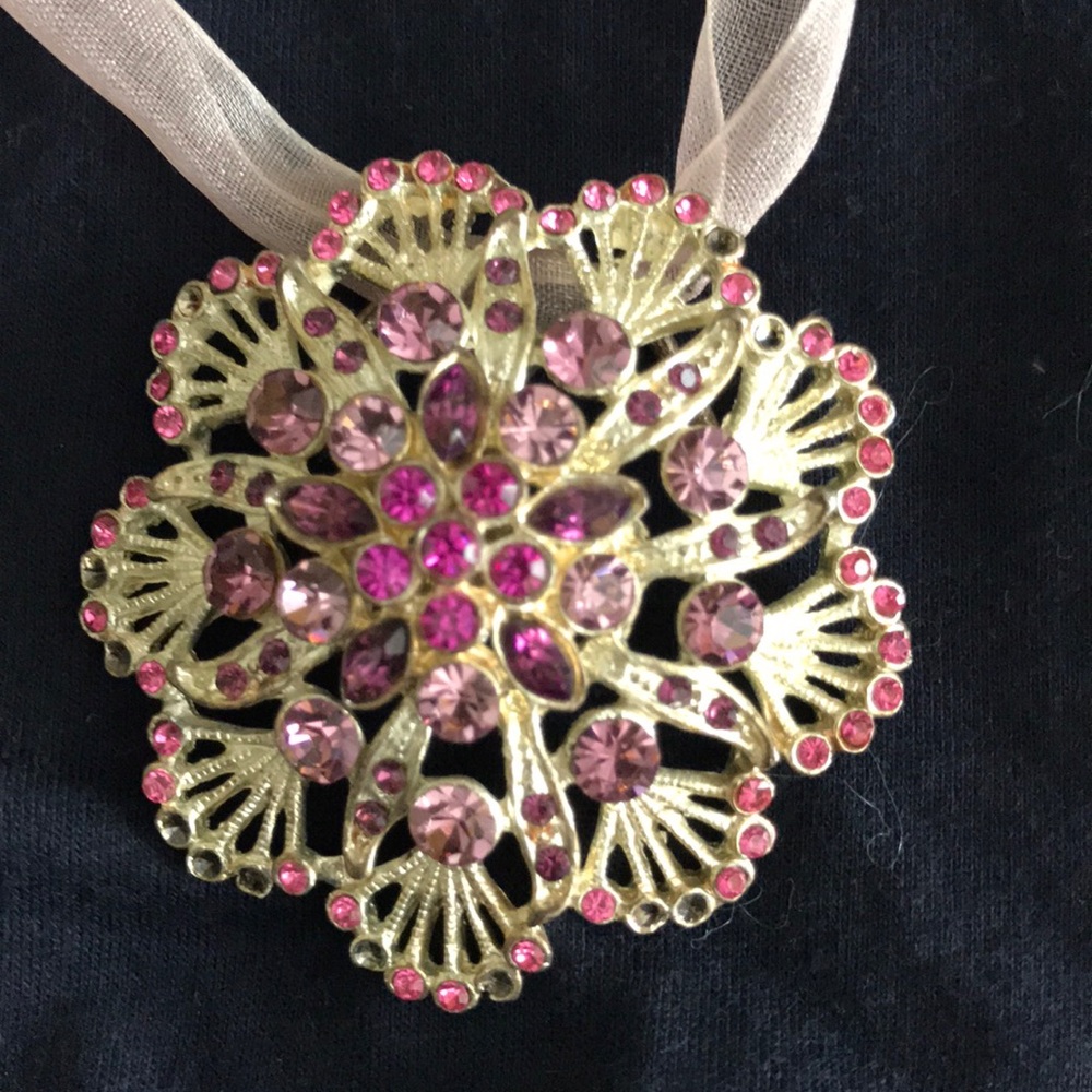 Necklace - Picture 3 of 4